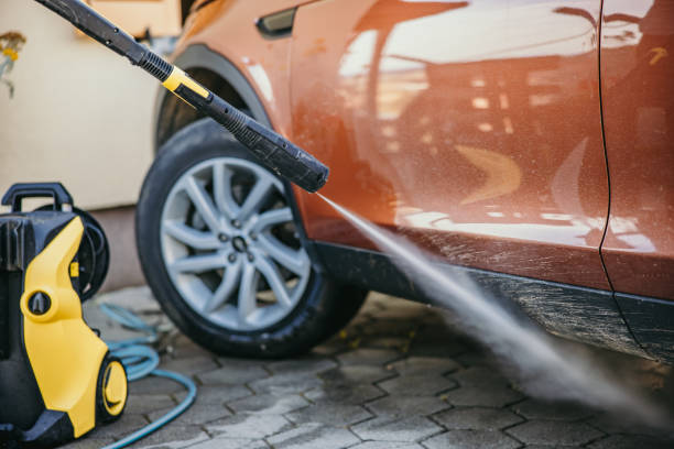 Best Roof Power Washing Services  in Stratford, WI
